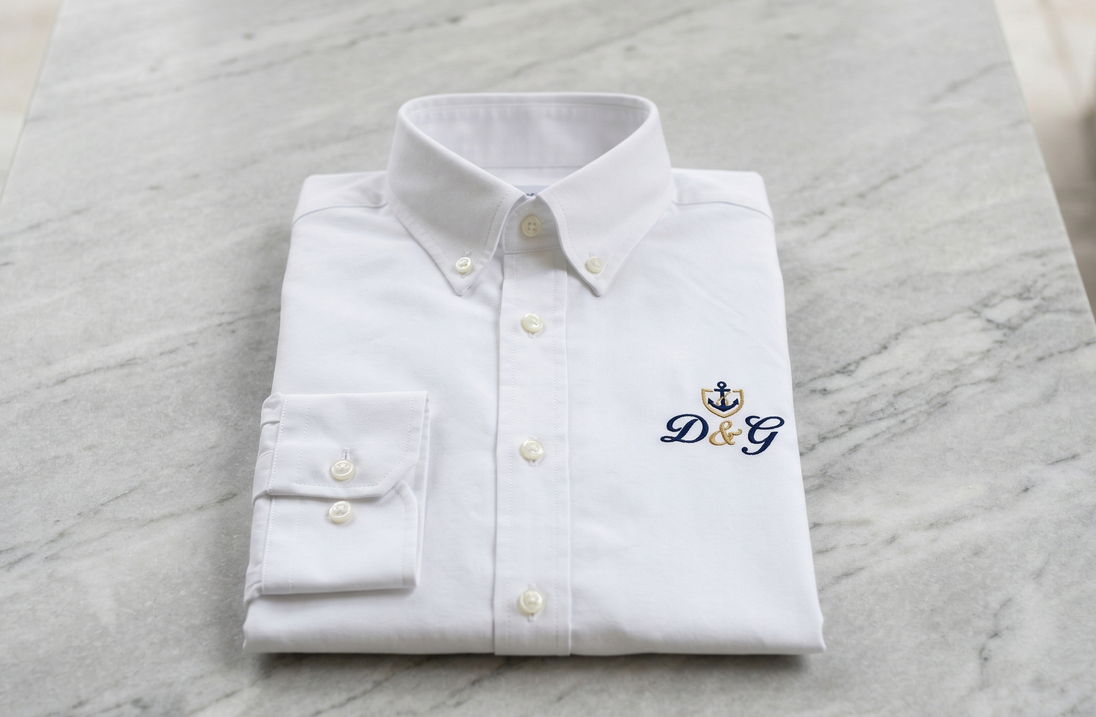 Besticktes OLYMP Hemd mit gesticktem Firmenlogo – Stickerei für Firmenbekleidung bei Printerado Fürth Nürnberg