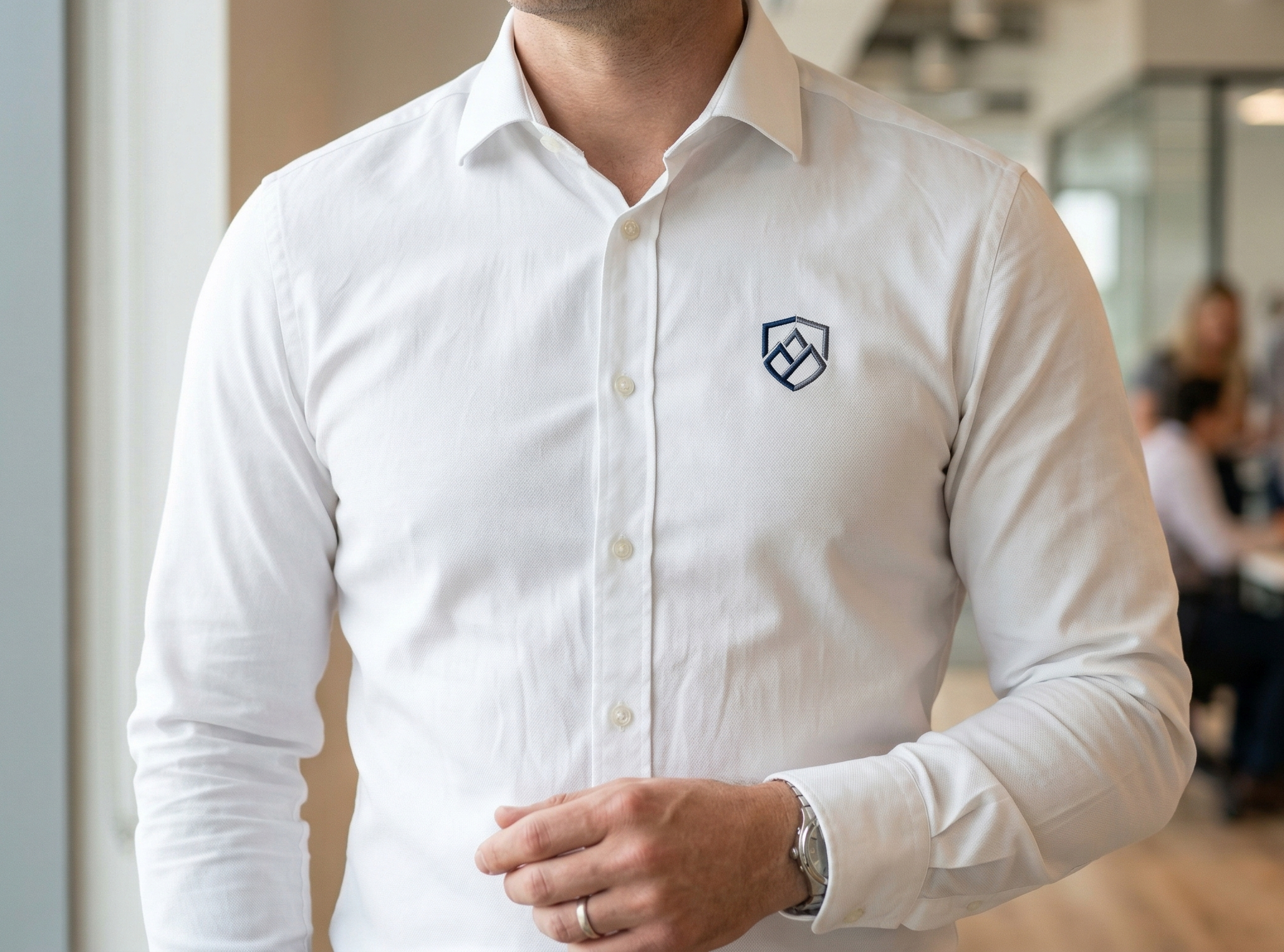 bestickte-Arbeitskleidung-von-Olymp